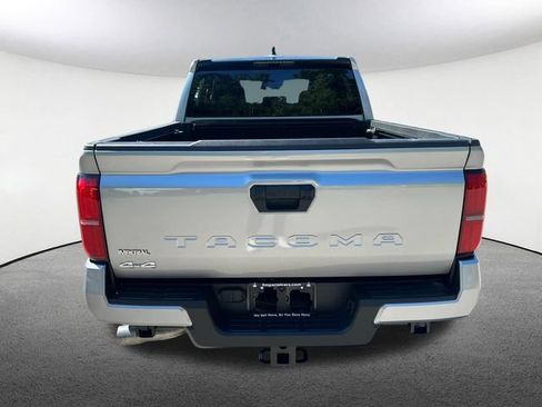 New 2026 Toyota Tacoma SR5 AWD/4WD image 8