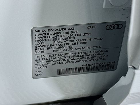 Used 2023 Audi Q5 2.0T Premium Plus w/ Premium Plus Package AWD/4WD image 12
