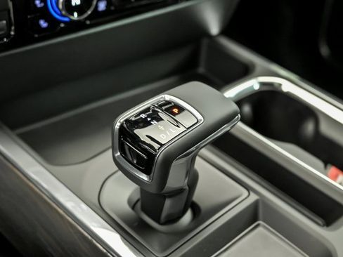 New 2026 GMC Sierra 1500 SLT w/ SLT Premium Plus Package image 18