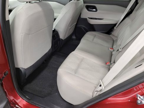 Used 2025 Nissan Rogue SV image 21