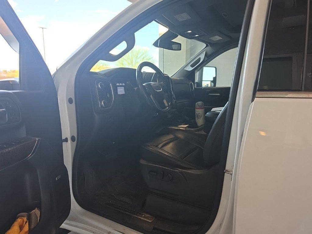 Used 2020 GMC Sierra 3500 Denali AWD/4WD image 16