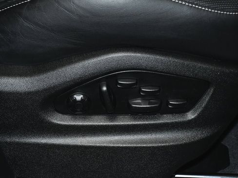 Used 2022 Porsche Cayenne GTS image 68