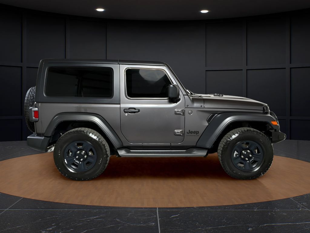 Used 2024 Jeep Wrangler Sport AWD/4WD image 6