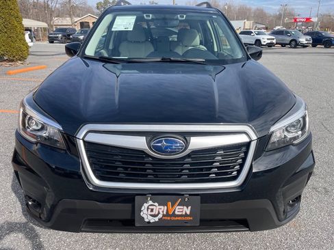Used 2019 Subaru Forester Premium AWD/4WD image 6