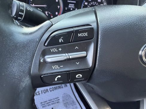 Used 2021 Hyundai Kona SEL FWD image 30