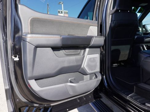 Certified 2022 Ford F150 Platinum w/ Equipment Group 701A High image 22