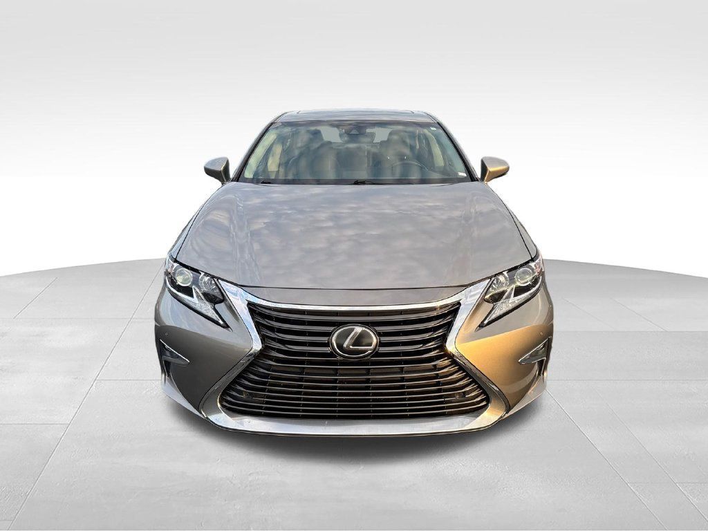 Used 2018 Lexus ES 350 w/ Premier Package FWD image 8