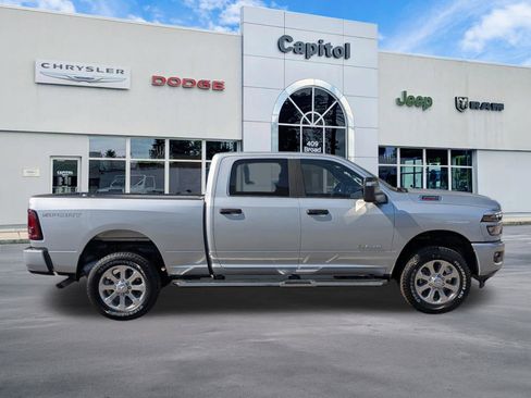 New 2026 RAM 2500 Big Horn AWD/4WD image 2