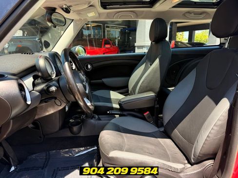 Used 2010 MINI Cooper Hardtop FWD image 21