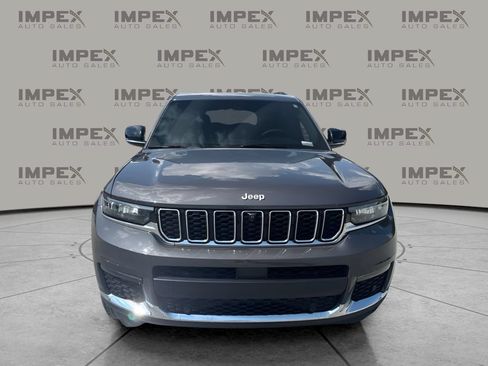Used 2025 Jeep Grand Cherokee L Limited w/ Luxury Tech Group II AWD/4WD image 8