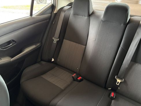 Used 2025 Nissan Sentra SV FWD image 37