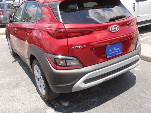 Used 2023 Hyundai Kona SEL FWD image 12