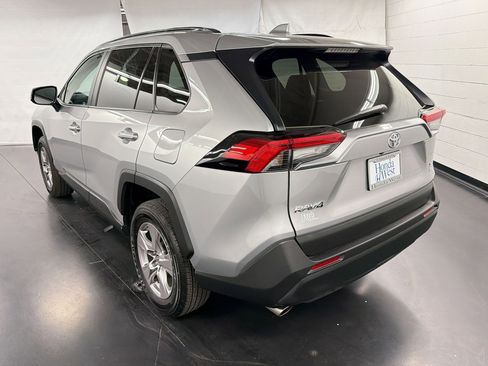 Used 2025 Toyota RAV4 XLE w/ Convenience Package image 3