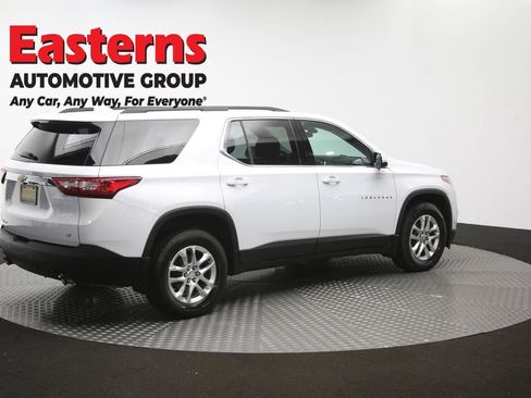 Used 2020 Chevrolet Traverse LT AWD/4WD image 42