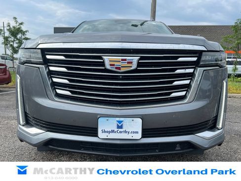 Used 2021 Cadillac Escalade ESV Premium Luxury Platinum w/ Heavy-Duty Trailer Package AWD/4WD image 8