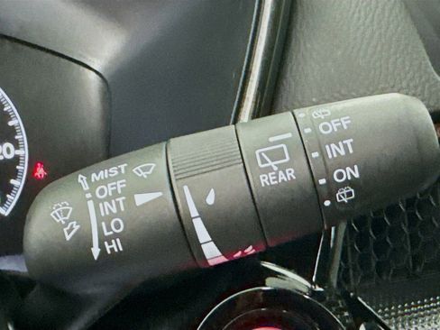 Used 2024 Honda CR-V EX-L image 16