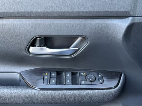 New 2026 Nissan Kicks SV w/ Cold Weather Package image 19