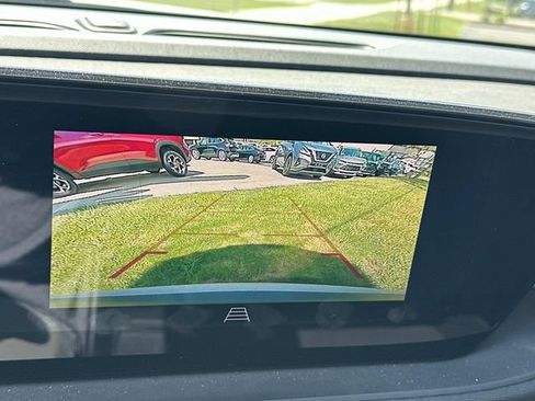 Used 2025 Buick Envista Preferred FWD image 26