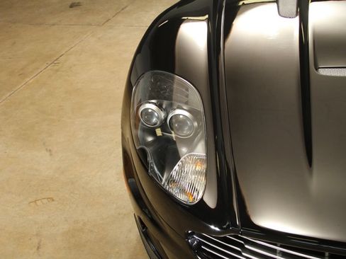 Used 2009 Aston Martin DBS Coupe RWD image 26