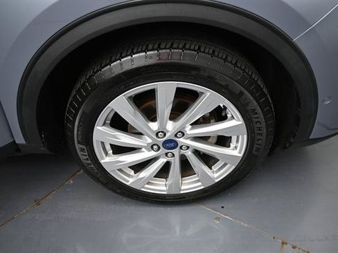 Used 2022 Ford Escape Titanium w/ Titanium Elite Package AWD/4WD image 26