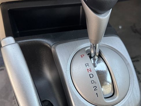 Used 2010 Honda Civic LX image 47