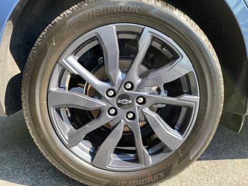 Used 2024 Chevrolet Equinox RS FWD image 39