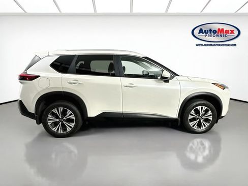 Used 2023 Nissan Rogue SV w/ SV Premium B Package AWD/4WD image 10