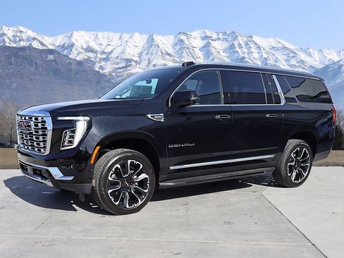 New 2026 GMC Yukon XL Denali w/ Advanced Technology Package image 2