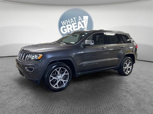 Used 2019 Jeep Grand Cherokee Limited w/ Trailer Tow Group IV image 8