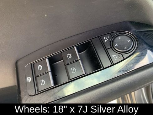 Used 2022 MAZDA MAZDA3 s image 16