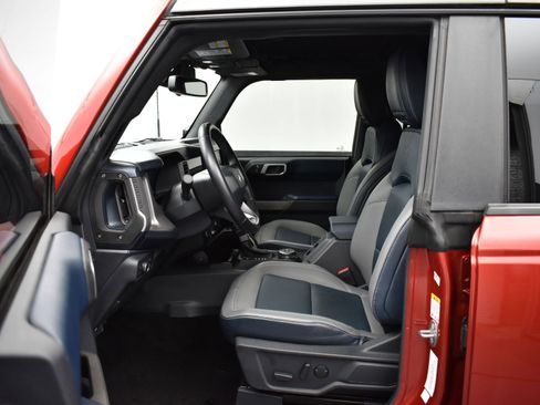 Used 2021 Ford Bronco First Edition image 8