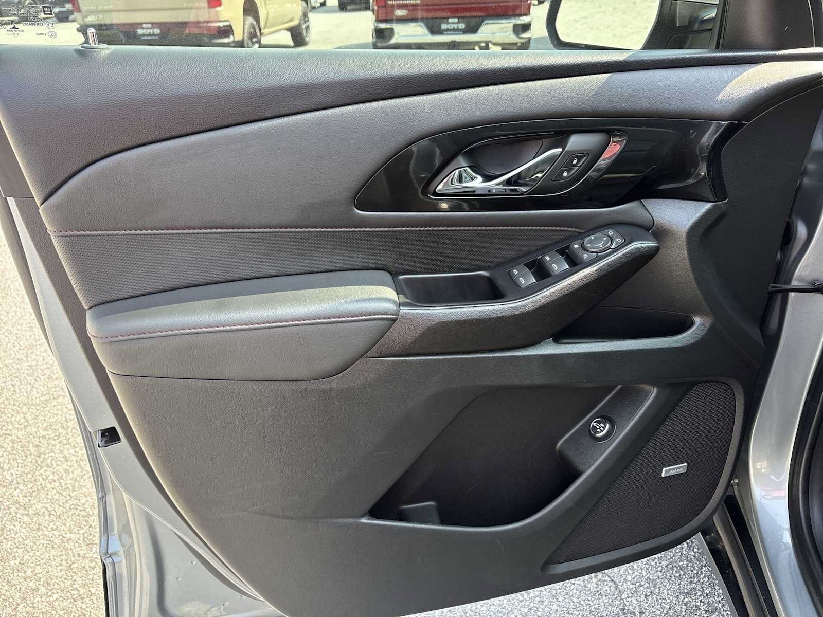 Used 2023 Chevrolet Traverse RS AWD/4WD image 22