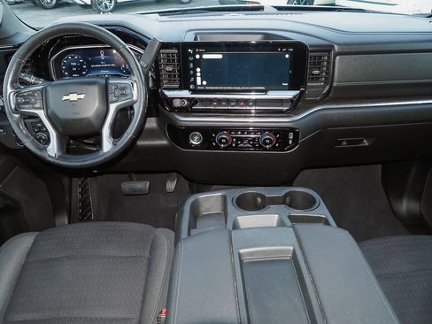 Certified 2022 Chevrolet Silverado 1500 LT image 11