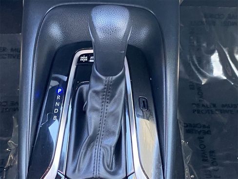 Certified 2024 Toyota Corolla SE image 31