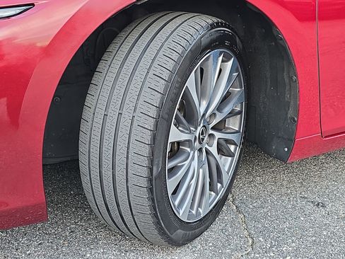 Used 2021 Lexus ES 250 ES 250 w/ Premium Package image 32