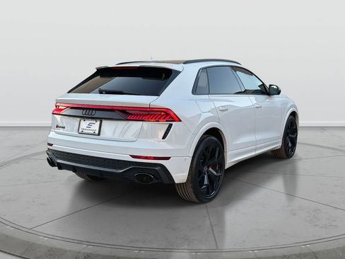 Used 2024 Audi RS Q8 AWD/4WD image 5