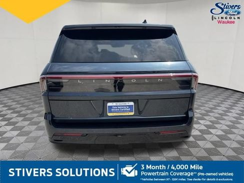 Certified 2026 Lincoln Navigator Reserve AWD/4WD image 7