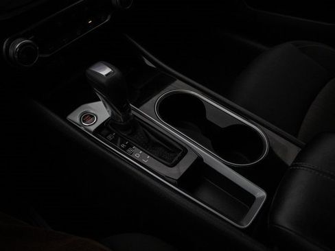 Used 2024 Nissan Altima 2.5 SV image 33