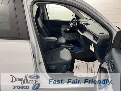 New 2025 Ford Maverick XLT w/ XLT Luxury Package image 36