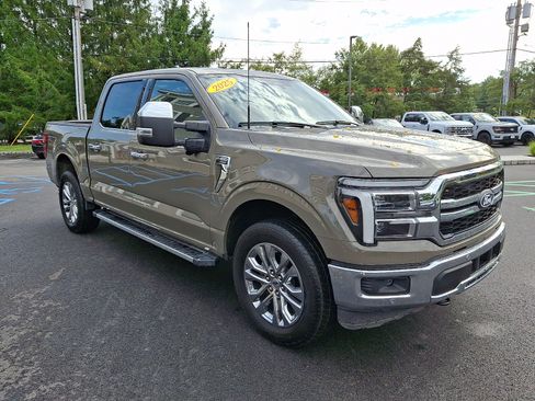 Used 2025 Ford F150 Lariat w/ Equipment Group 501A Mid AWD/4WD image 3
