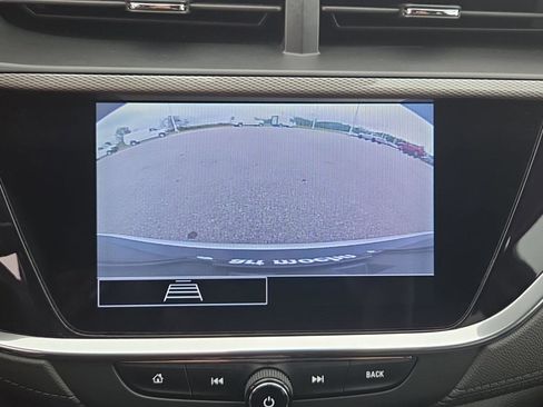 Used 2023 Buick Encore GX Preferred FWD image 21