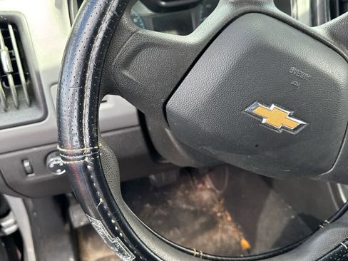 Used 2020 Chevrolet Colorado W/T image 11