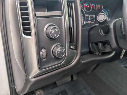 Used 2019 Chevrolet Silverado 1500 LT image 17