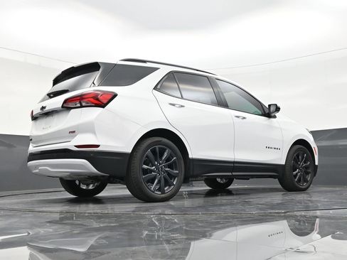Used 2024 Chevrolet Equinox RS w/ RS Leather Package FWD image 24
