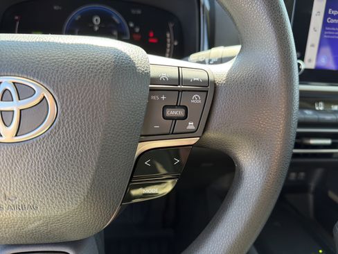 Certified 2025 Toyota Camry LE image 11