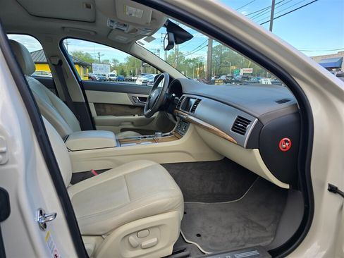 Used 2009 Jaguar XF Supercharged RWD image 15