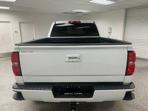 Used 2018 Chevrolet Silverado 1500 LT w/ All Star Edition image 6