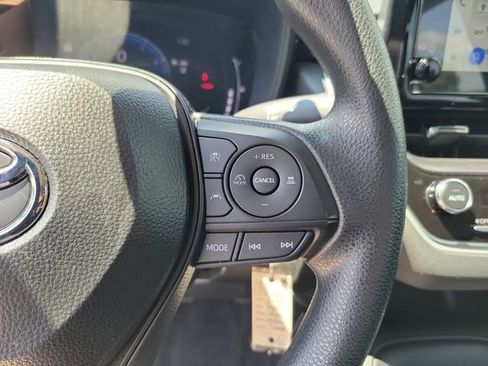 Used 2026 Toyota Corolla LE FWD image 18