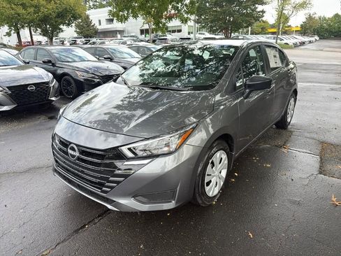 New 2025 Nissan Versa S image 3