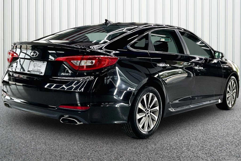 Used 2017 Hyundai Sonata Sport w/ Value Edition Package 02 FWD image 6